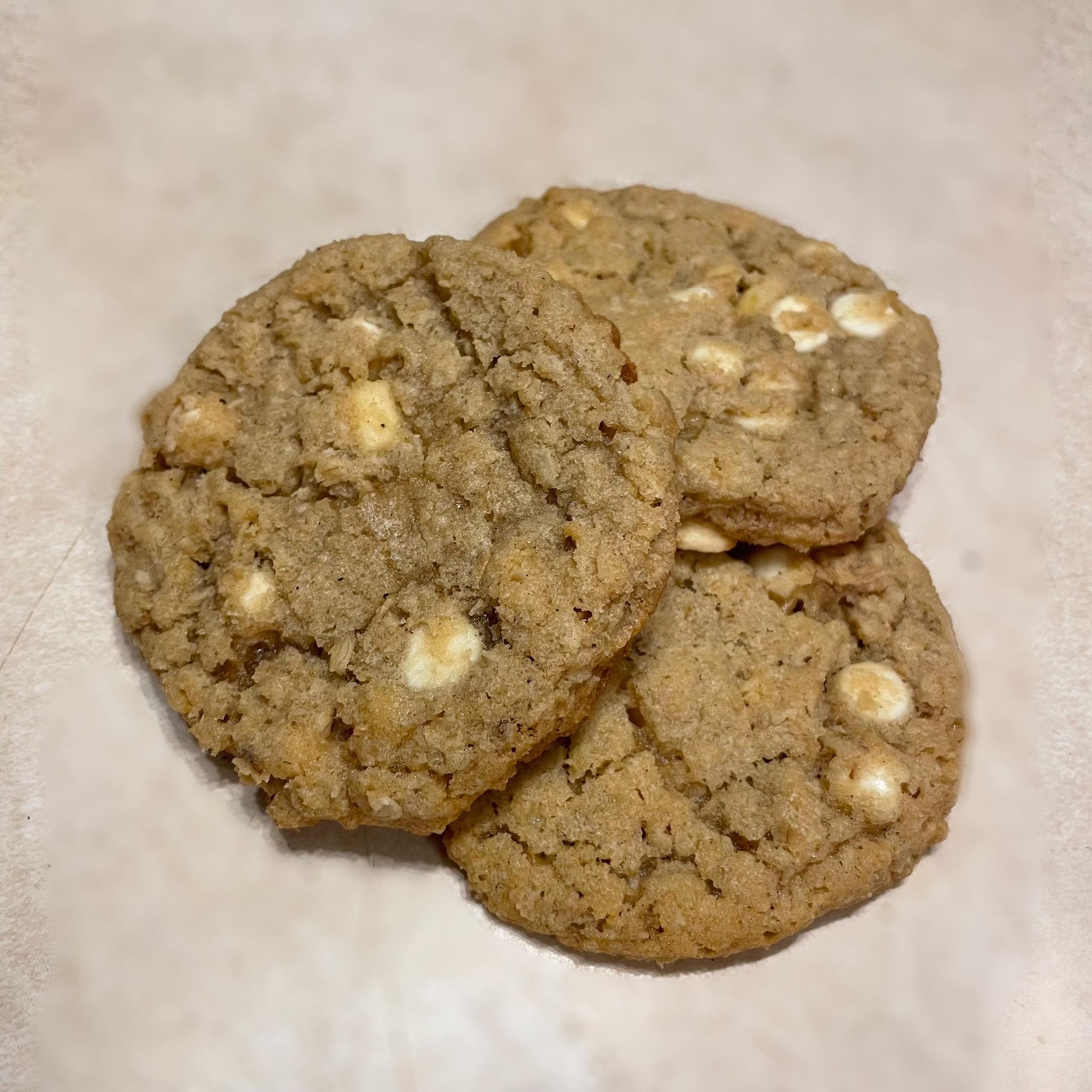 Oatmeal cookies (white chocolate and apple) / Biscuits à l'avoine (pommes et chocolat blanc)